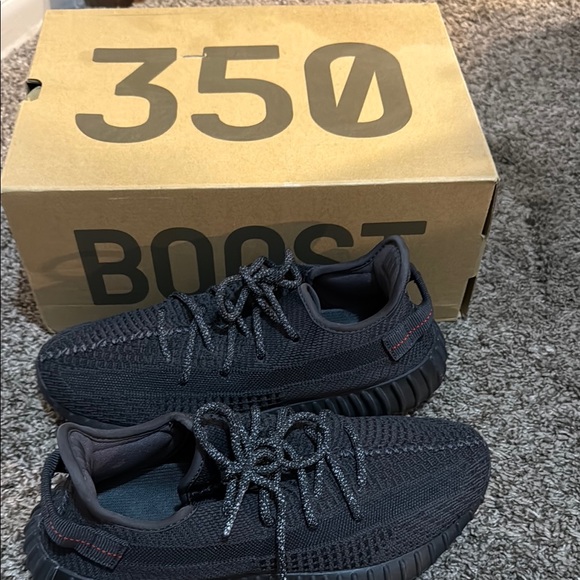 adidas Yeezy Boost 350 Black Sneakers - Picture 3 of 9